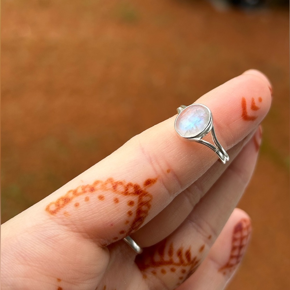 Handmade Moonstone Sterling Silver ring size 7.5